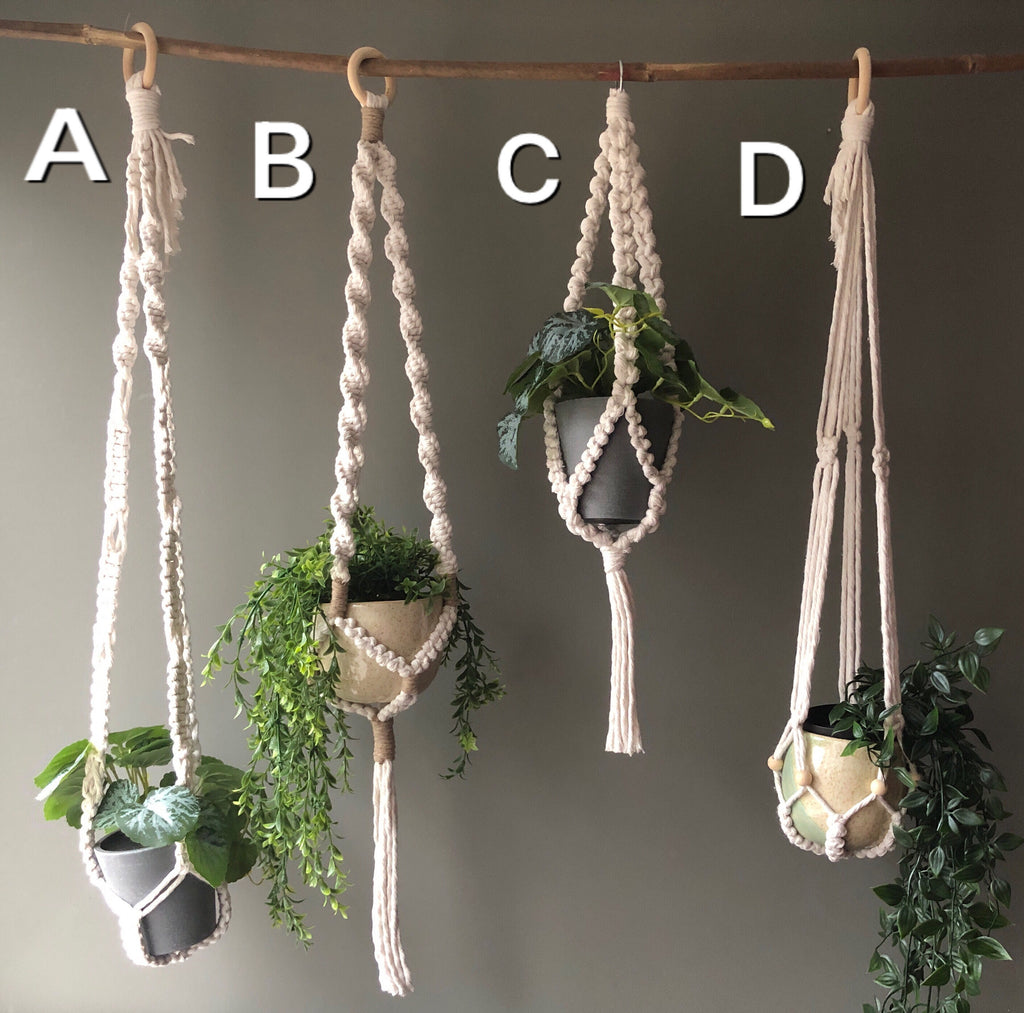 Macrame Planthanger Naturel, Plant Hanger Boho Home Decor, Plant Gift, No Tassel Plantlover Plantgift Plantholder