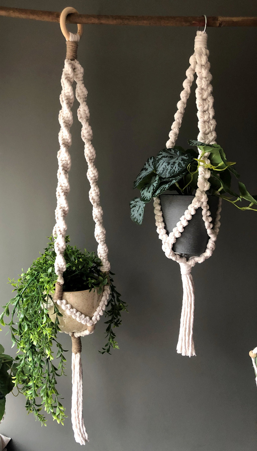 Macrame Planthanger Naturel, Plant Hanger Boho Home Decor, Plant Gift, No Tassel Plantlover Plantgift Plantholder