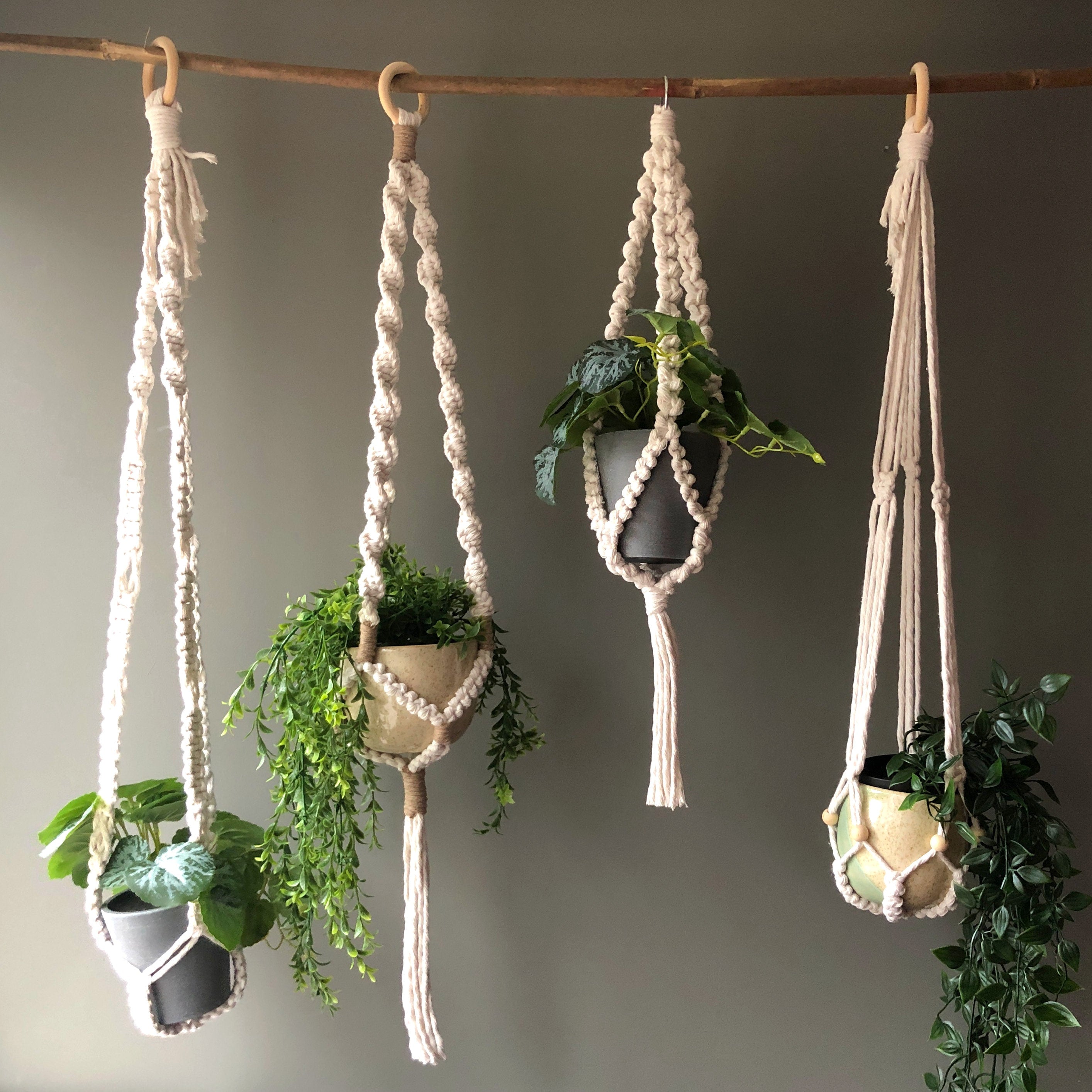 Macrame Planthanger Naturel, Plant Hanger Boho Home Decor, Plant Gift, No Tassel Plantlover Plantgift Plantholder