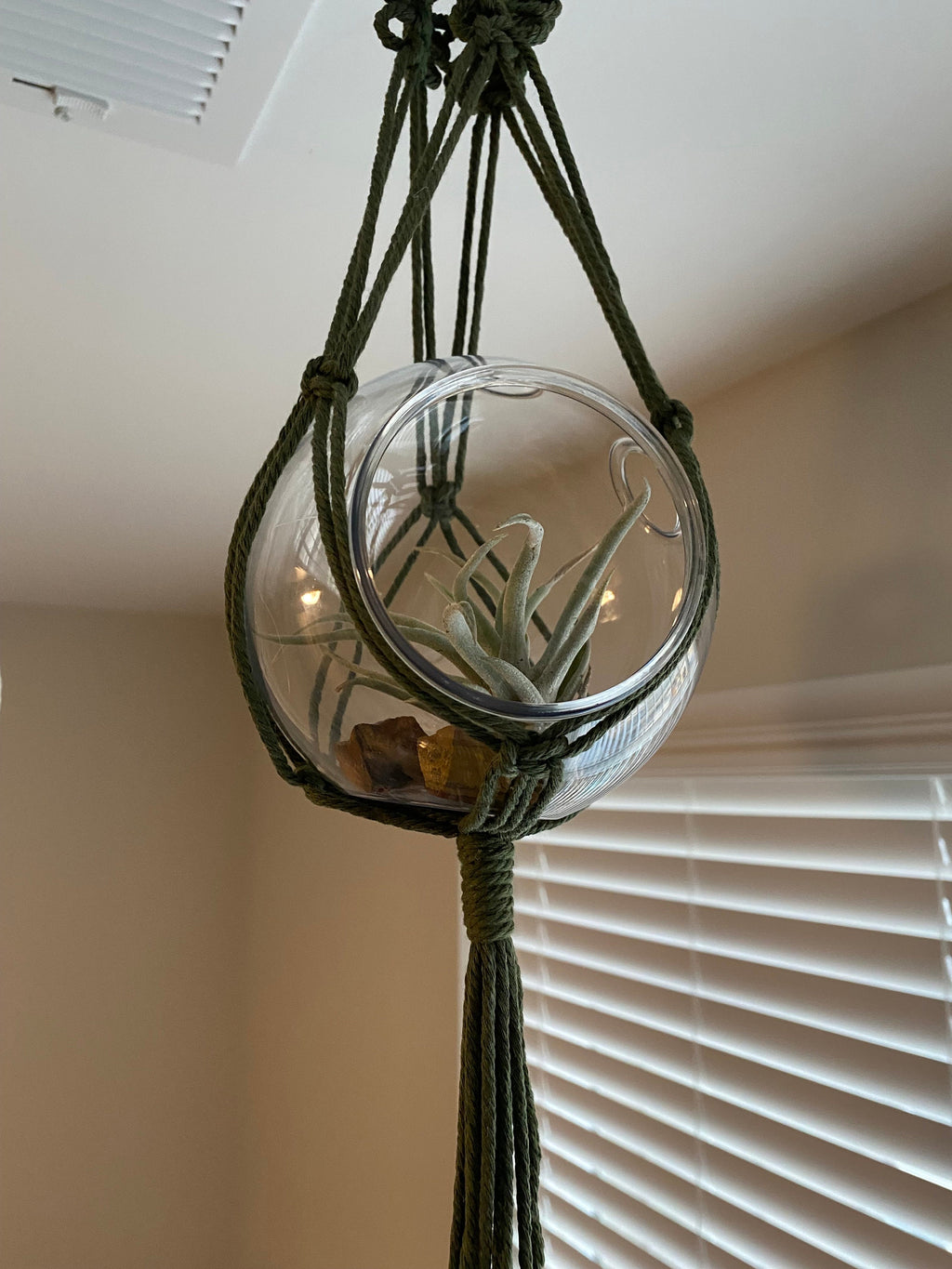 Macrame Terrarium Plant Hanger With Optional Terrarium Globe Included