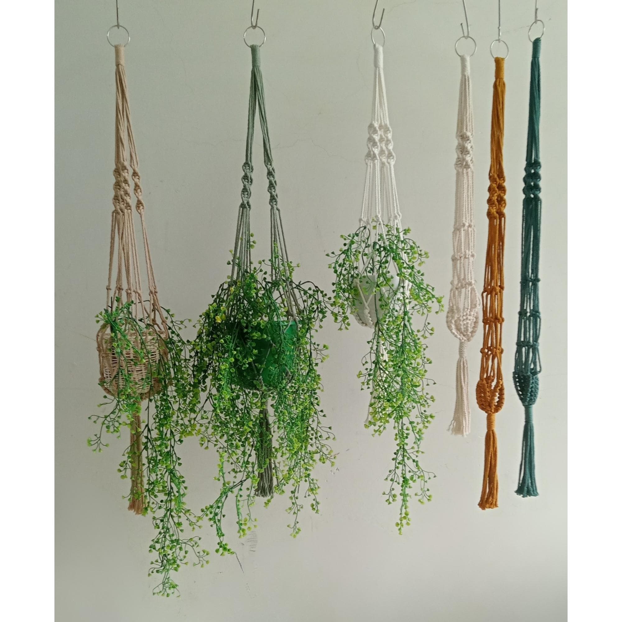 Macrame Plant Hanger, Garden Lover's Gift, Balcony Decoration, Modern Macrame Decor, Plant Hanger, Scandinavian Style, Gift For Mom - H001
